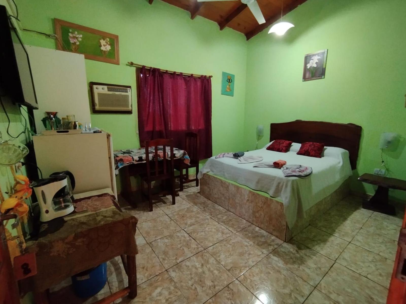 El Paraiso Apart Hotel Puerto Iguazú Esterno foto